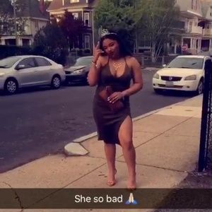 Meet your Posher, Cassandra a.